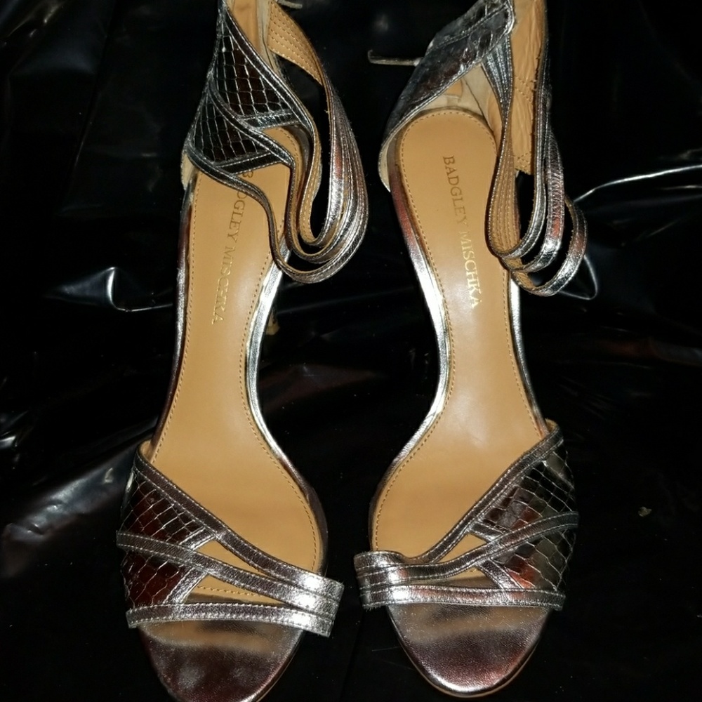 Badgley Mischka silver metallic heels